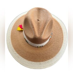 Scale straw safari- Elgans toast women’s hat